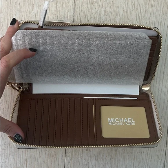 Brand new never used Michael Kors Monogram Wristlet in Cream and Gray - Picture 6 of 8